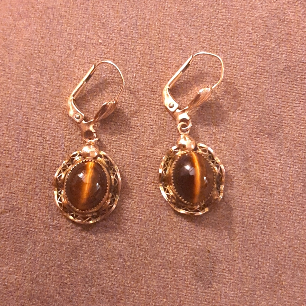 1/20 12kt GF Sorrento Tiger Eye pendant & earrings